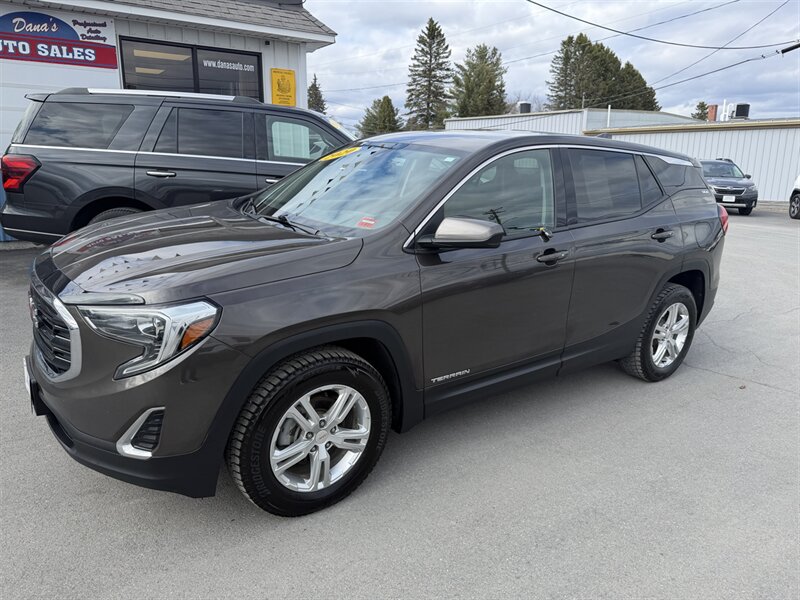 2020 GMC Terrain SLE  