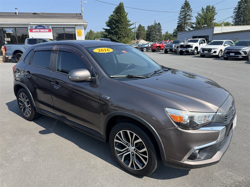 2016 Mitsubishi Outlander Sport 2.4 ES  