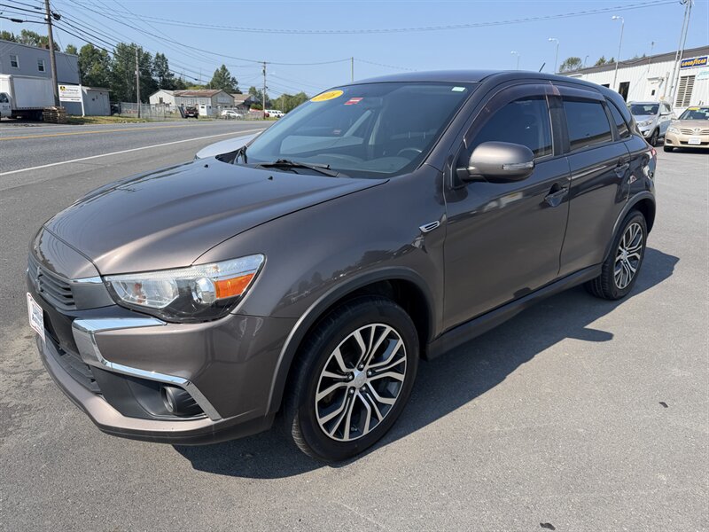 2016 Mitsubishi Outlander Sport 2.4 ES  