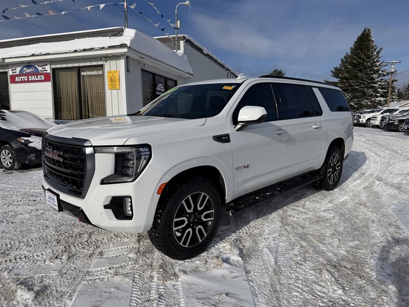 2022 GMC Yukon XL AT4  