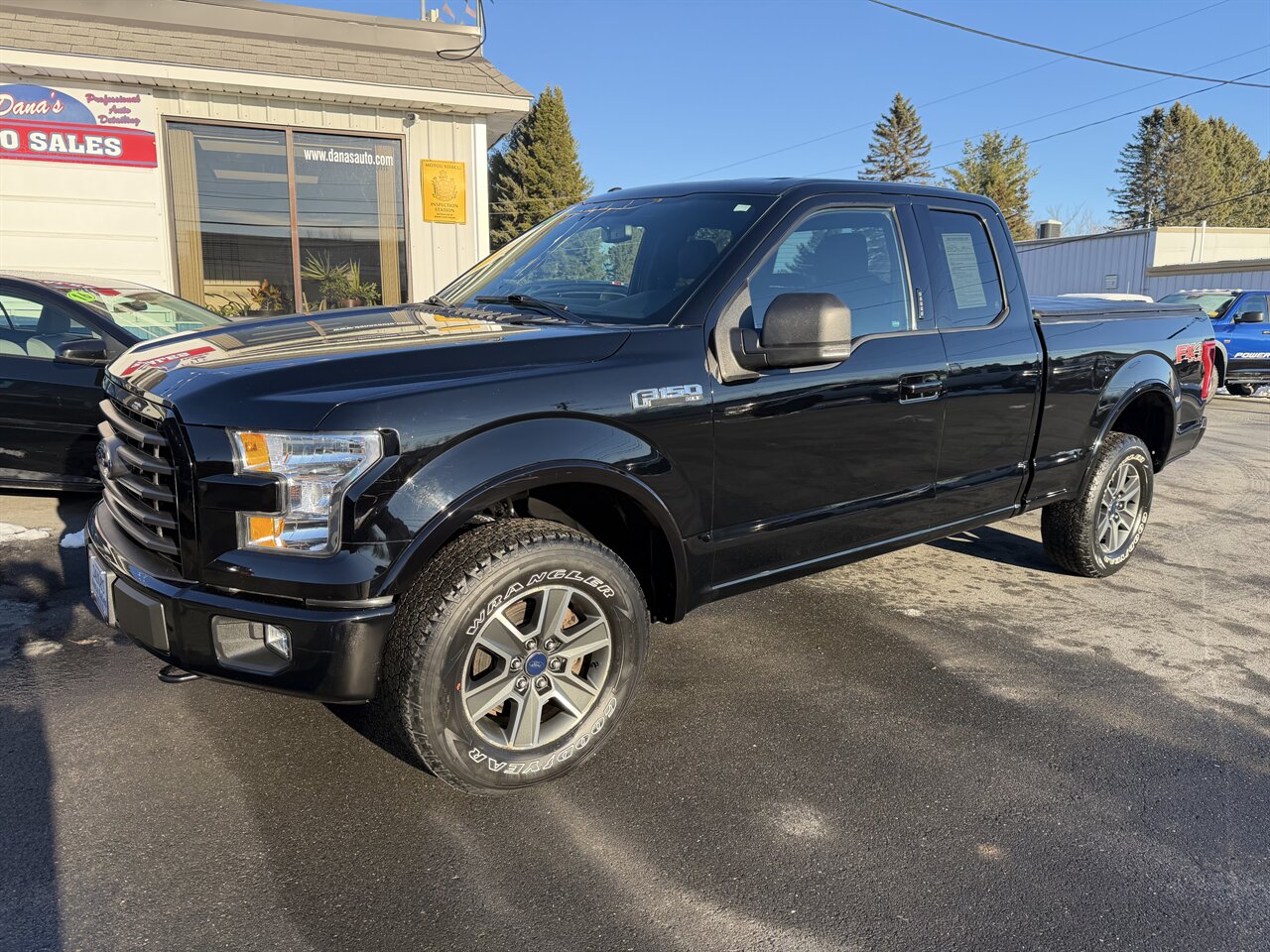 2016 Ford F-150 XLT photo 2