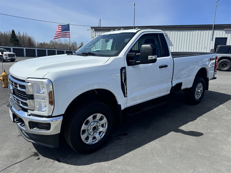 2024 Ford F-350 Super Duty XLT  