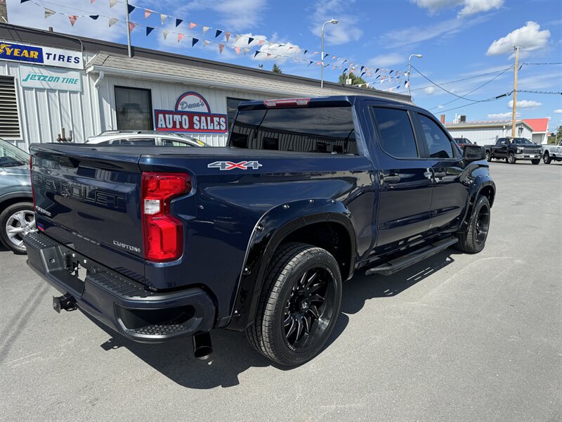 2022 Chevrolet Silverado 1500 Limited Custom  