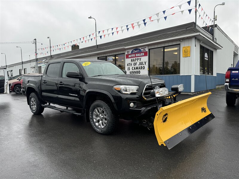 2017 Toyota Tacoma SR5 V6  
