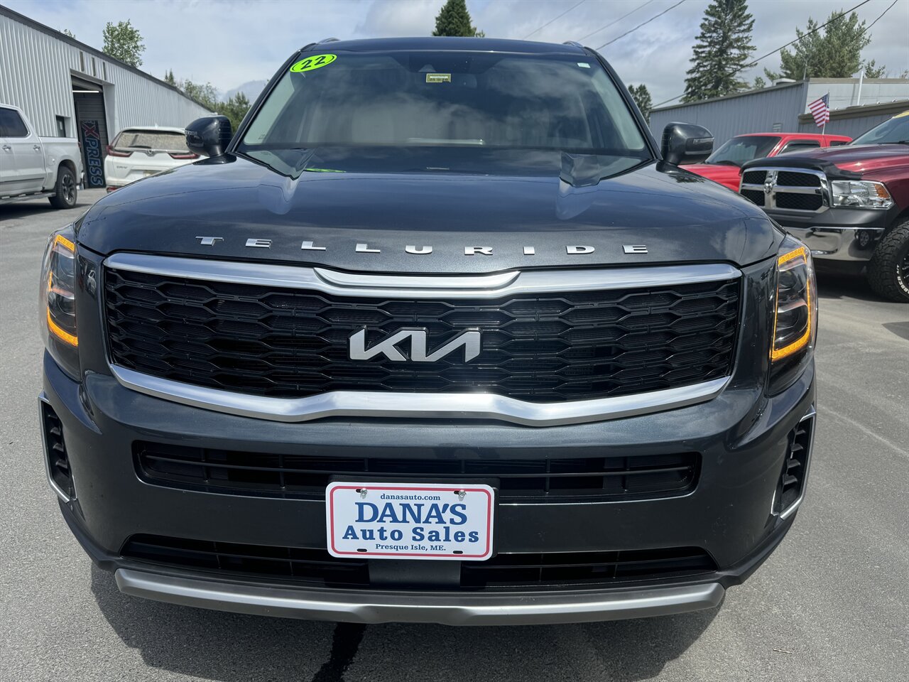 2022 Kia Telluride EX photo 3