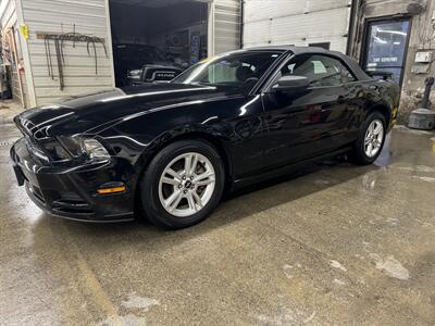 2014 Ford Mustang V6  