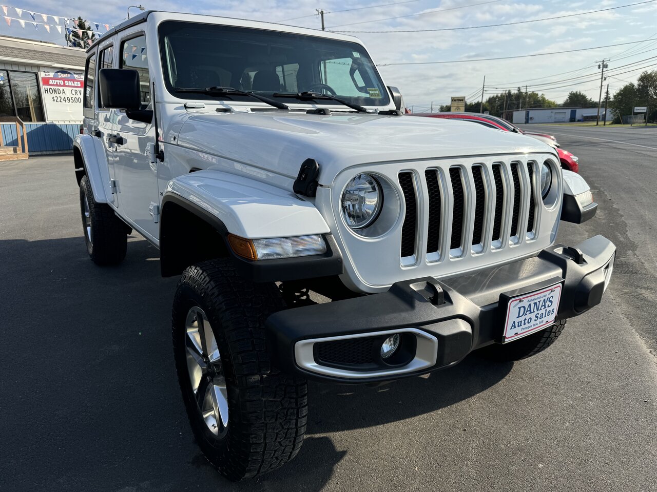 2020 Jeep Wrangler Unlimited Sahara Altitude photo 2