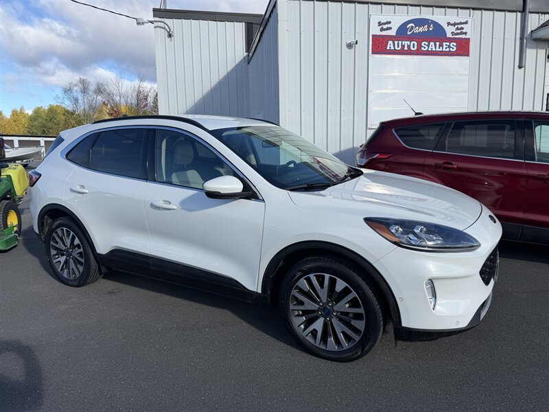 2020 Ford Escape Titanium