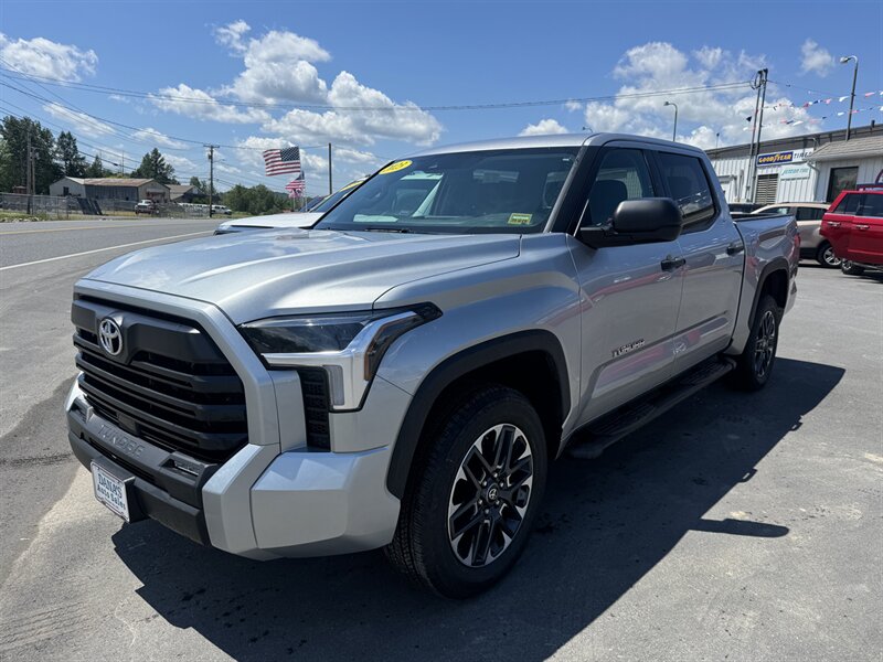 2023 Toyota Tundra SR5  
