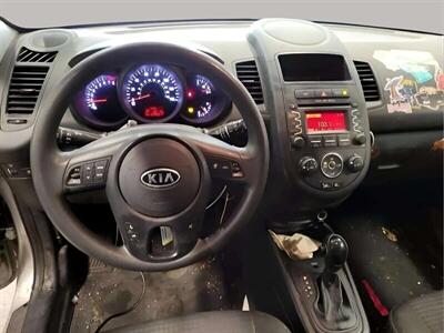 2012 Kia Soul 1.6L   - Photo 17 - Lakewood, CO 80214-5221