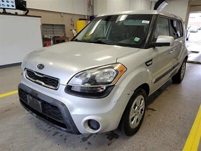 2012 Kia Soul 1.6L   - Photo 2 - Lakewood, CO 80214-5221