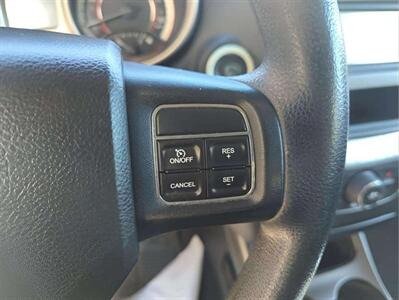 2012 Dodge Journey SXT   - Photo 11 - Lakewood, CO 80214-5221