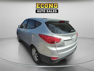 2010 Hyundai TUCSON GLS   - Photo 4 - Lakewood, CO 80214-5221