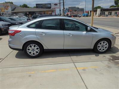 2012 Ford Focus SE   - Photo 8 - Lakewood, CO 80214-5221