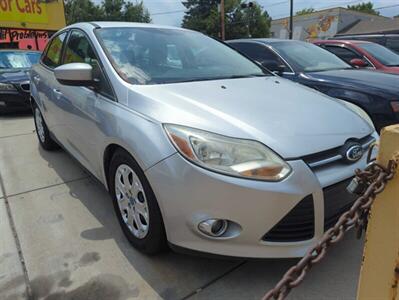 2012 Ford Focus SE   - Photo 1 - Lakewood, CO 80214-5221