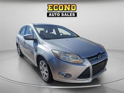 2012 Ford Focus SE   - Photo 1 - Lakewood, CO 80214-5221