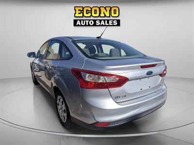 2012 Ford Focus SE   - Photo 4 - Lakewood, CO 80214-5221