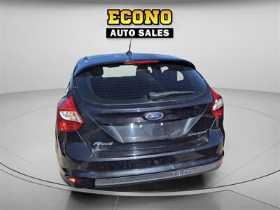 2012 Ford Focus Titanium   - Photo 5 - Lakewood, CO 80214-5221