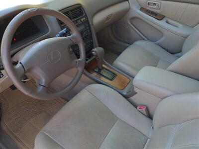 1999 Lexus ES   - Photo 7 - Lakewood, CO 80214-5221