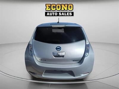 2011 Nissan LEAF SL   - Photo 5 - Lakewood, CO 80214-5221