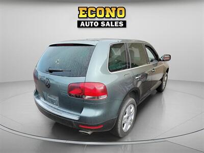 2004 Volkswagen Touareg V8   - Photo 2 - Lakewood, CO 80214-5221