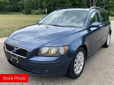 2006 Volvo V50 T5   - Photo 2 - Lakewood, CO 80214-5221