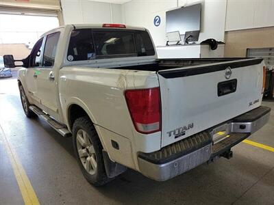 2013 Nissan Titan SL   - Photo 3 - Lakewood, CO 80214-5221