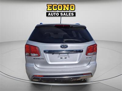 2011 Kia Sorento SX   - Photo 5 - Lakewood, CO 80214-5221