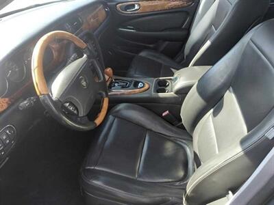 2005 Jaguar XJ8 XJ8 L   - Photo 8 - Lakewood, CO 80214-5221