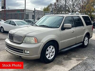 2005 Lincoln Navigator Luxury   - Photo 2 - Lakewood, CO 80214-5221