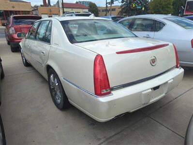 2009 Cadillac DTS Performance   - Photo 4 - Lakewood, CO 80214-5221