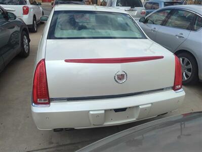 2009 Cadillac DTS Performance   - Photo 5 - Lakewood, CO 80214-5221