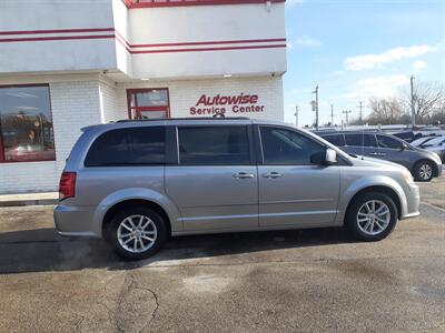 2015 Dodge Grand Caravan SXT   - Photo 26 - Milwaukee, WI 53223