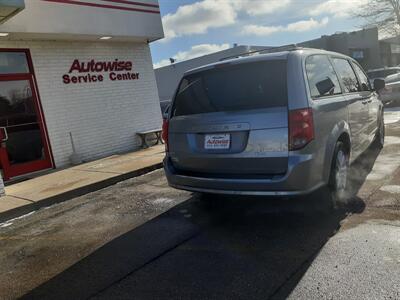 2015 Dodge Grand Caravan SXT   - Photo 15 - Milwaukee, WI 53223