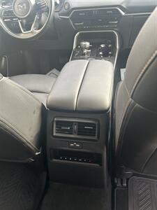 2025 Mazda CX-90 3.3 Turbo Select   - Photo 10 - Milwaukee, WI 53223