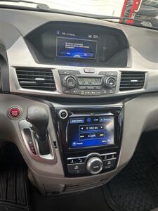 2016 Honda Odyssey EX-L   - Photo 18 - Milwaukee, WI 53223