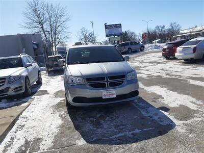 2016 Dodge Grand Caravan SXT   - Photo 3 - Milwaukee, WI 53223