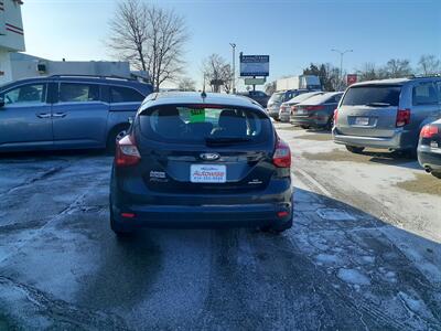 2014 Ford Focus SE   - Photo 9 - Milwaukee, WI 53223