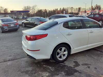 2015 Kia Optima LX   - Photo 17 - Milwaukee, WI 53223