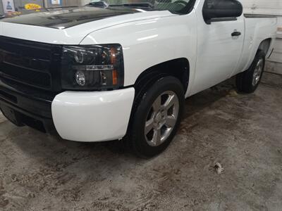 2009 Chevrolet Silverado 1500 Work Truck   - Photo 10 - Milwaukee, WI 53223