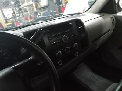 2009 Chevrolet Silverado 1500 Work Truck   - Photo 44 - Milwaukee, WI 53223