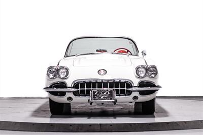 1958 Chevrolet Corvette TWO DOOR CONERTIBLE, FRONT ENGINE, MANUAL, RWD   - Photo 2 - Lemoyne, QC J4R 1P7