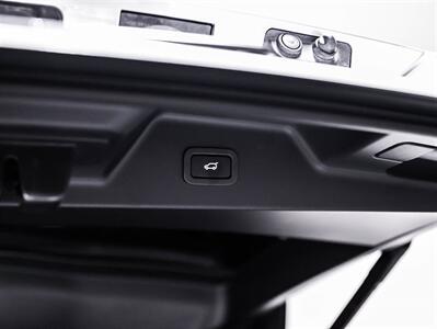 2022 Land Rover Range Rover Autobiography, NAV, HUD, MERIDIAN, MASSAGE, PANO   - Photo 11 - Lemoyne, QC J4R 1P7