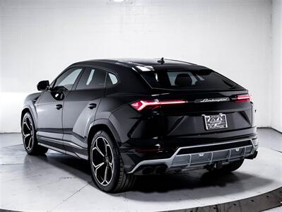 2022 Lamborghini Urus 641HP, NAV, 360 CAM, HUD, STYLE PKG   - Photo 10 - Toronto, ON M3J 2L4