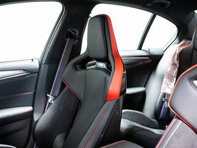 2022 BMW M5 CS,627HP,CARBON SEATS,CERAMIC BRAKES,HARMAN/KARDON   - Photo 21 - Toronto, ON M3J 2L4