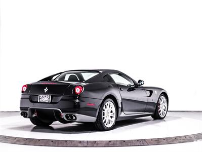 2007 Ferrari 599 F1, 612 HP, CARBON FIBER, DAYTONA SEAT   - Photo 5 - Lemoyne, QC J4R 1P7