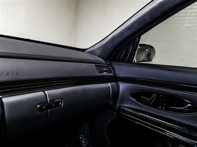 2006 Maybach 57 S,6.0L V12,600HP,NAV,CHAMPAGNE FRIDGE   - Photo 53 - Toronto, ON M3J 2L4