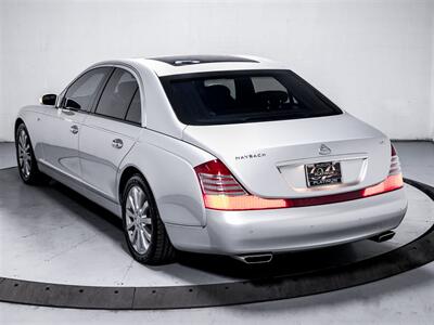 2006 Maybach 57 S,6.0L V12,600HP,NAV,CHAMPAGNE FRIDGE   - Photo 14 - Toronto, ON M3J 2L4