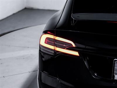 2022 Tesla Model X LONG RANGE,670HP,AWD,FALCON DOORS,AUTOPILOT   - Photo 15 - Lemoyne, QC J4R 1P7