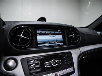 2016 Mercedes-Benz AMG SL63, 577HP, V8, PREMIUM PKG, AMG CONTRAST PKG   - Photo 41 - Lemoyne, QC J4R 1P7